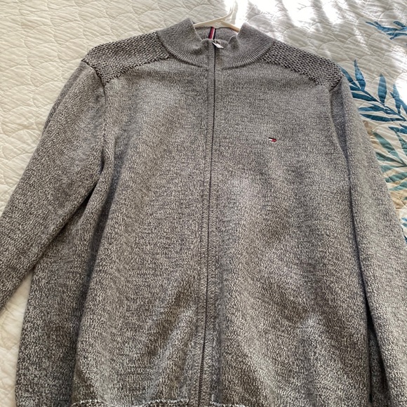 Tommy Hilfiger zip sweater - Picture 1 of 3